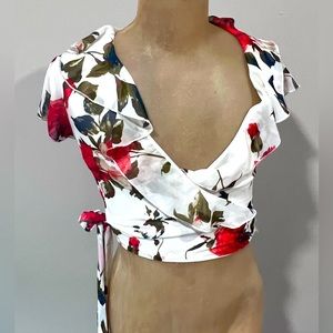 Flower Cross Wrap Tie Crop Top